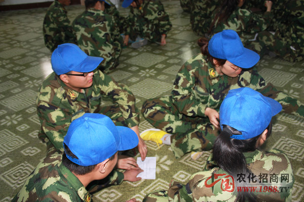 ���ɰ���