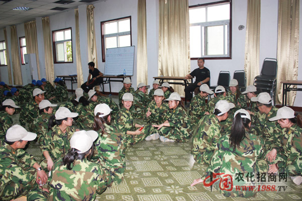 �](m��i)�������Ă�(g��)����ֻ�������ĈF(tu��n)�(du��)