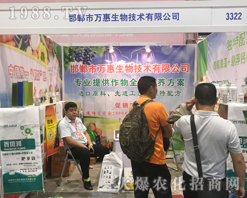 �������f������