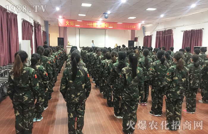 Ŭ��ƴ�����ഺ�o��