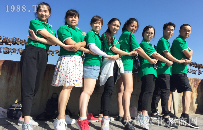 һ·��ǰ����Ҋ��һ�ӵ��L����