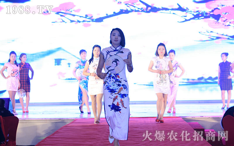 青春不再,不負時光——在火爆成長的路上!