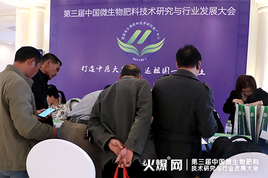 �������� ��΢������ϴ������ʢ���_Ļ������ʢ�r�����e�^��