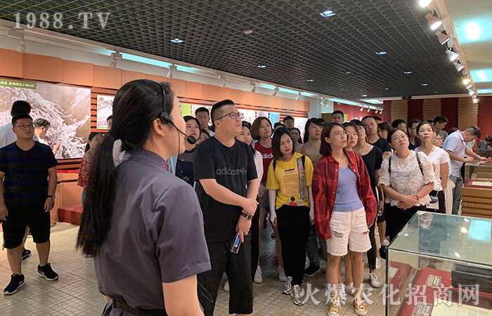 �u��ɽ�����һ�ģ��¿h���ܚvʷ��ϴ�Y��