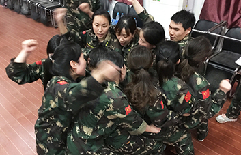 ���ˉ�(m��ng)�������ˈF(tu��n)�(du��)��ÿ��(g��)�˱،���(ji��n)����ȥ��