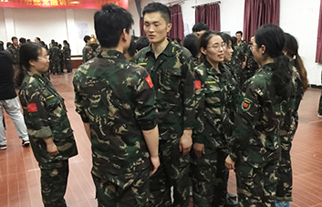 ���ڰl(f��)�F(xi��n)��߅������������߆݌�(du��)�e�˵�ٝ����