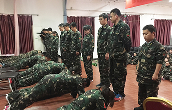 �I(l��ng)��(d��o)���ǈF(tu��n)�(du��)�ĺ�����һ��һ�ж��Ǳ�����