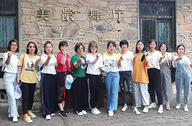 �𱬾W(w��ng)����ֻҪ��һ�������о͕�(hu��)�����Ҹ���΢Ц��