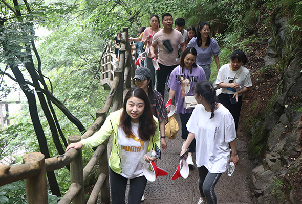 ���[��ɽ��ˮ��չ�����L(f��ng)����