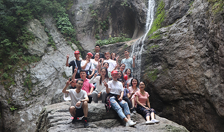 ׷�����У����׿�����չ���ഺ������