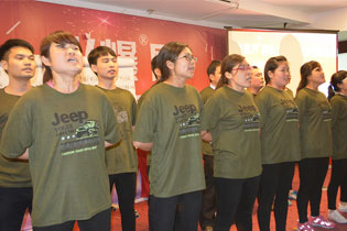 ��(qi��ng)����(j��ng)��(zh��ng)���R(sh��)���I(y��ng)��F(tu��n)�(du��)�����҂�����õĈF(tu��n)�(du��)��